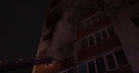 В Тернополе из-за пожара мужчина выпрыгнул в окно. Появилось видео