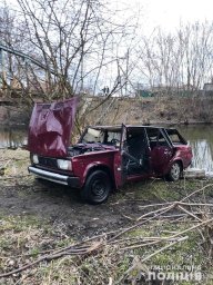 В Червонограде автомобиль сорвался в реку