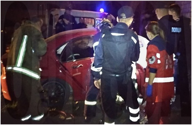 В Одессе пассажиры автомобиля пострадали по вине нетрезвого водителя
