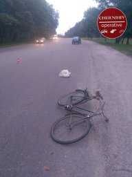 В Чернигове женщина на велосипеде пострадала в ДТП