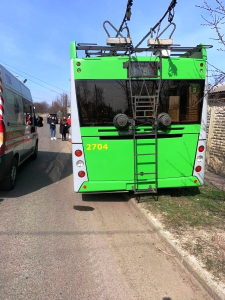 В Харькове водитель троллейбуса скончался за рулем