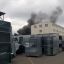 В Киеве масштабный пожар на СТО. Появилось видео