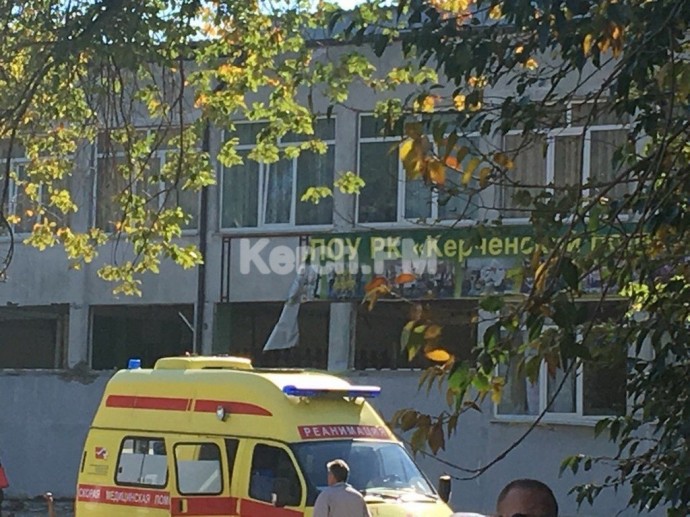 Появилось видео взрыва газа в здании техникума в Керчи