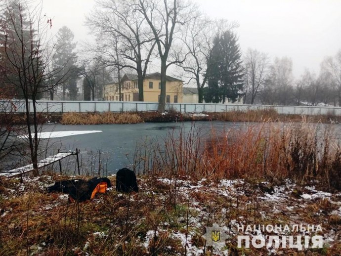 В Житомире в водоеме обнаружены тела двух студентов. Появилось видео