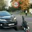 В Киеве столкнулись автомобиль и мотоцикл. Пострадала девушка-мотоциклистка