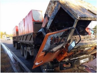 На трассе под Киевом загорелся грузовик с прицепом