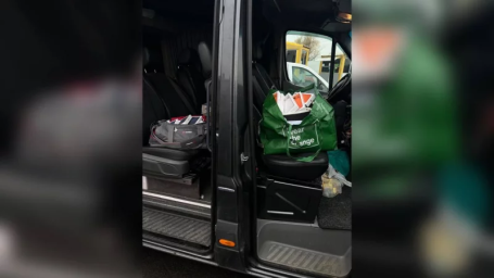 Дві сумки «яблучної» техніки: чернівчанин намагався перевезти контрабанду на мільйон гривень