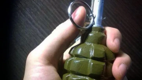 У Полтаві чоловік підірвав бойову гранату просто на вулиці