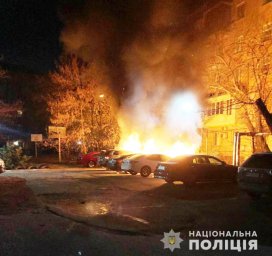В Николаеве горели четыре автомобиля