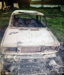 В Житомирській області чоловік через ревнощі спалив автомобіль знайомого