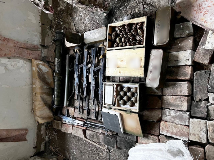 На Луганщине обнаружен схрон оружия и боеприпасов