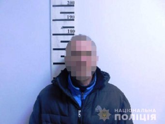 В Киеве мужчина из ревности ударил ножом жену