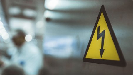 В Энергодаре мужчина при  осмотре электрооборудования получил смертельный удар тока