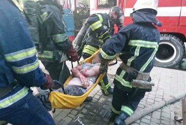 При пожаре в Никополе пострадал мужчина