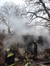 При пожаре в Харькове погиб пожилой мужчина