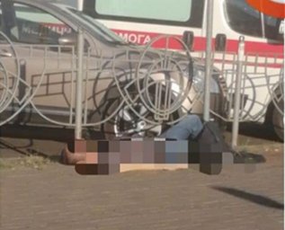 В Киеве возле станции метро «Оболонь» внезапно умер мужчина