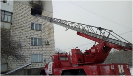 В Одесской области из-за взрыва самодельных петард возник пожар. Есть пострадавшие