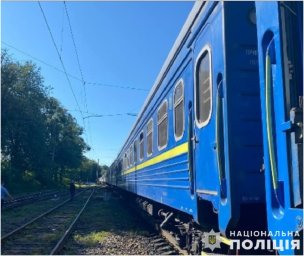 У Львові поліція проводить розслідування загибелі чоловіка під колесами потяга