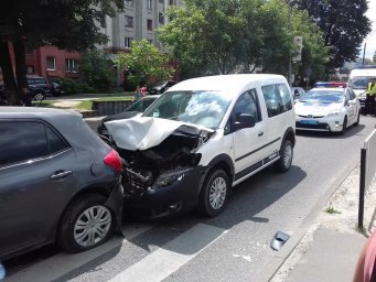 ДТП во Львове -  Volkswagen ударил Toyota. Фото
