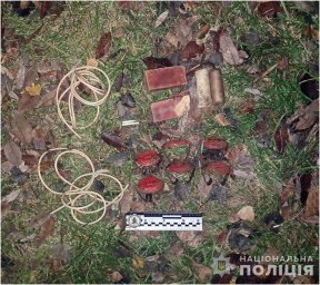 Житель Дубрівської громади виявив у себе на городі торбу з вибухівкою. Триває перевірка