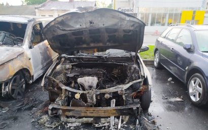 В Харькове сгорели два автомобиля
