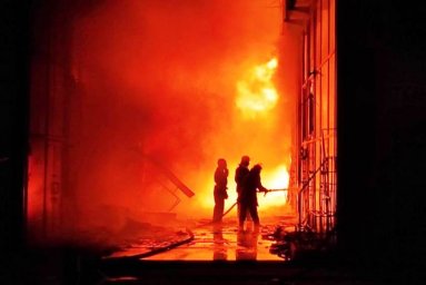 Масштабный пожар в Харькове. Появилось видео