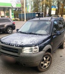 В Киевской области машина сбила пешехода и врезалась в магазин