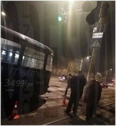 В Одессе трамвай № 1 сбил девушку