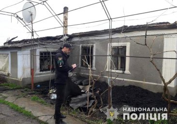 В Одесской области мужчина поджег дом супруги. Появилось видео