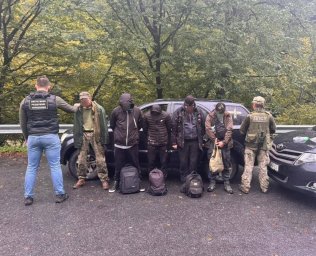​Киянин організував схему переправлення військовозобов’язаних через кордон за 30 тисяч доларів