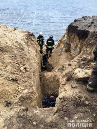В Одесской области в результате оползня погибли два человека