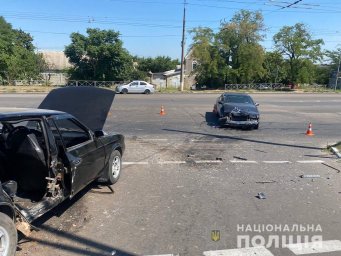 В ДТП в Николаеве пострадали три человека