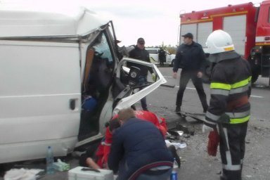 В ДТП на трассе «Харьков-Киев-Должанский» пострадали три человека