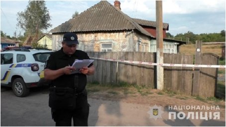З’явилося відео затримання жінки, яка на Тростянеччині вбила чоловіка