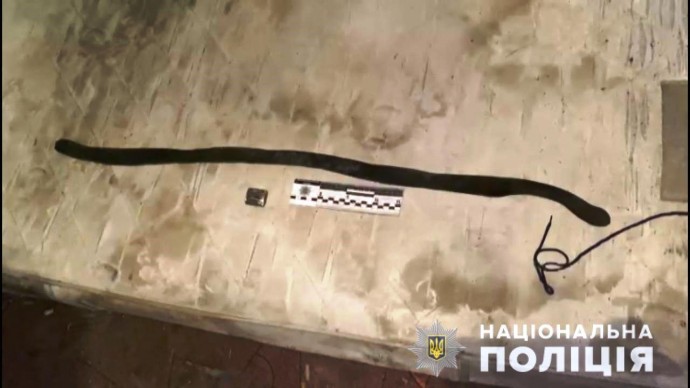 В Одесской области мужчина задушил приятеля и выбросил труп в выгребную яму. Появилось видео