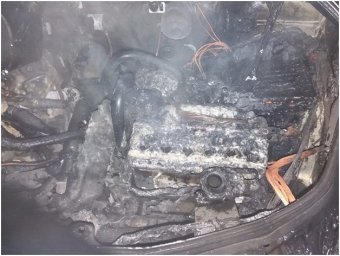 В Стрыйском районе полностью сгорел автомобиль