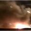 В Киеве на Подольском спуске ночью сгорел автомобиль. Появилось видео