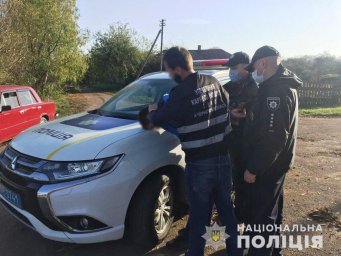 В Черниговской области мужчина смертельно ранил соседа