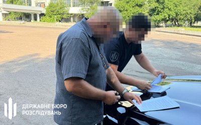 ДБР викрило посадовця на розкраданні бюджетних коштів