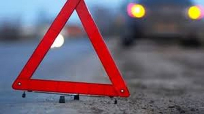 У селі Рисв’янка малолітня дитина потрапила під колеса легковика