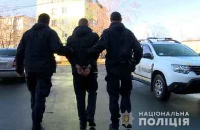 В Винницкой области за развращение несовершеннолетних задержан преподаватель. Появилось видео