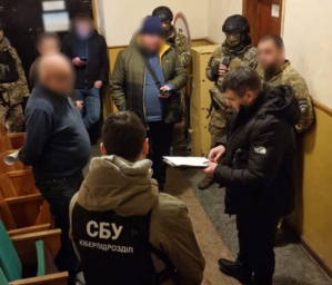 На Прикарпатті викрили махінації у системі &laquo;Оберіг&raquo;: військовозобов&rsquo;язаних незаконно знімали з розшуку