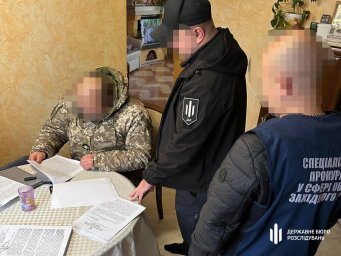 На Волині викрили п’ятьох прикордонників, які допомагали чоловікам незаконно виїхати за кордон На Волині викрили п’ятьох прикордонників, які допомагали чоловікам незаконно виїхати за кордон
