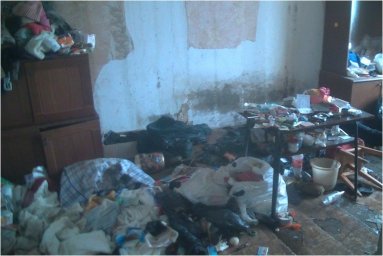 В Харькове при пожаре в 12-этажном доме погиб мужчина, женщина отравилась угарным газом