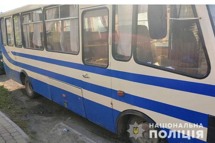 В Тернопольской области женщина выпала из движущегося автобуса