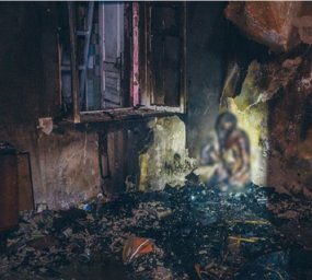 В Киеве в сгорел заброшенный дом. На пожарище обнаружен труп мужчины