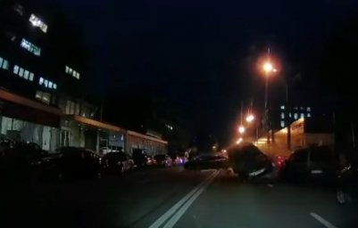 В Киеве на Железнодорожном шоссе произошло серьезное ДТП. Появилось видео
