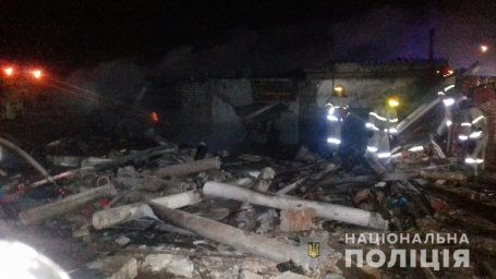 Взрыв и пожар в гаражном кооперативе в Балаклее