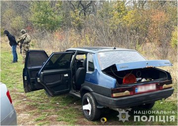В Коростишівській громаді затримано двох чоловіків, які торгували зброєю