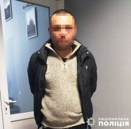 У Львові чоловік вдарив приятеля ножем